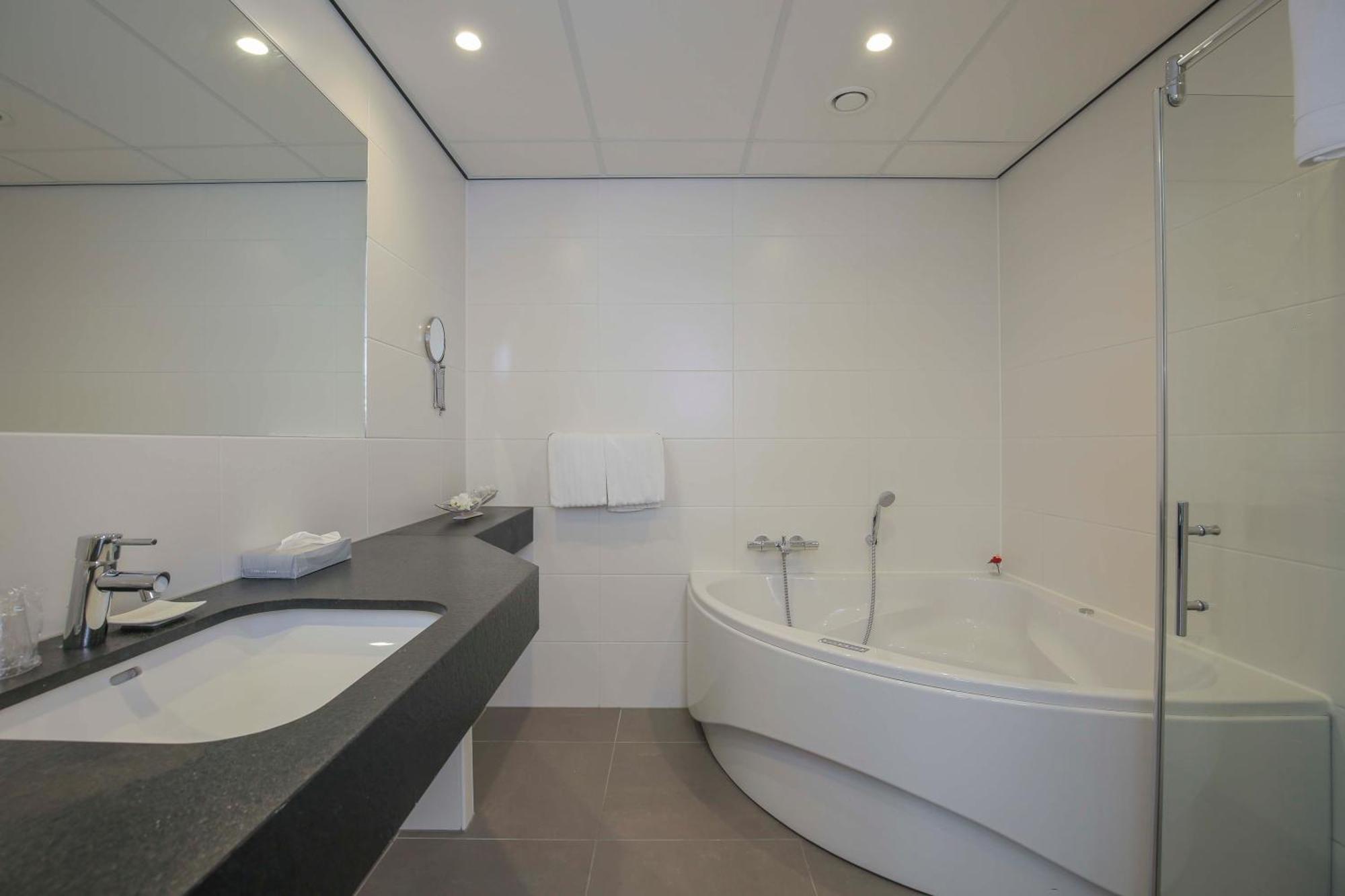 Fletcher Hotel-restaurant De Wageningsche Berg Hotel 4*